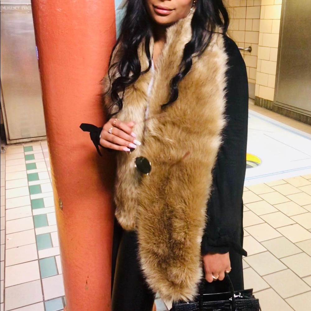 Faux fur stole